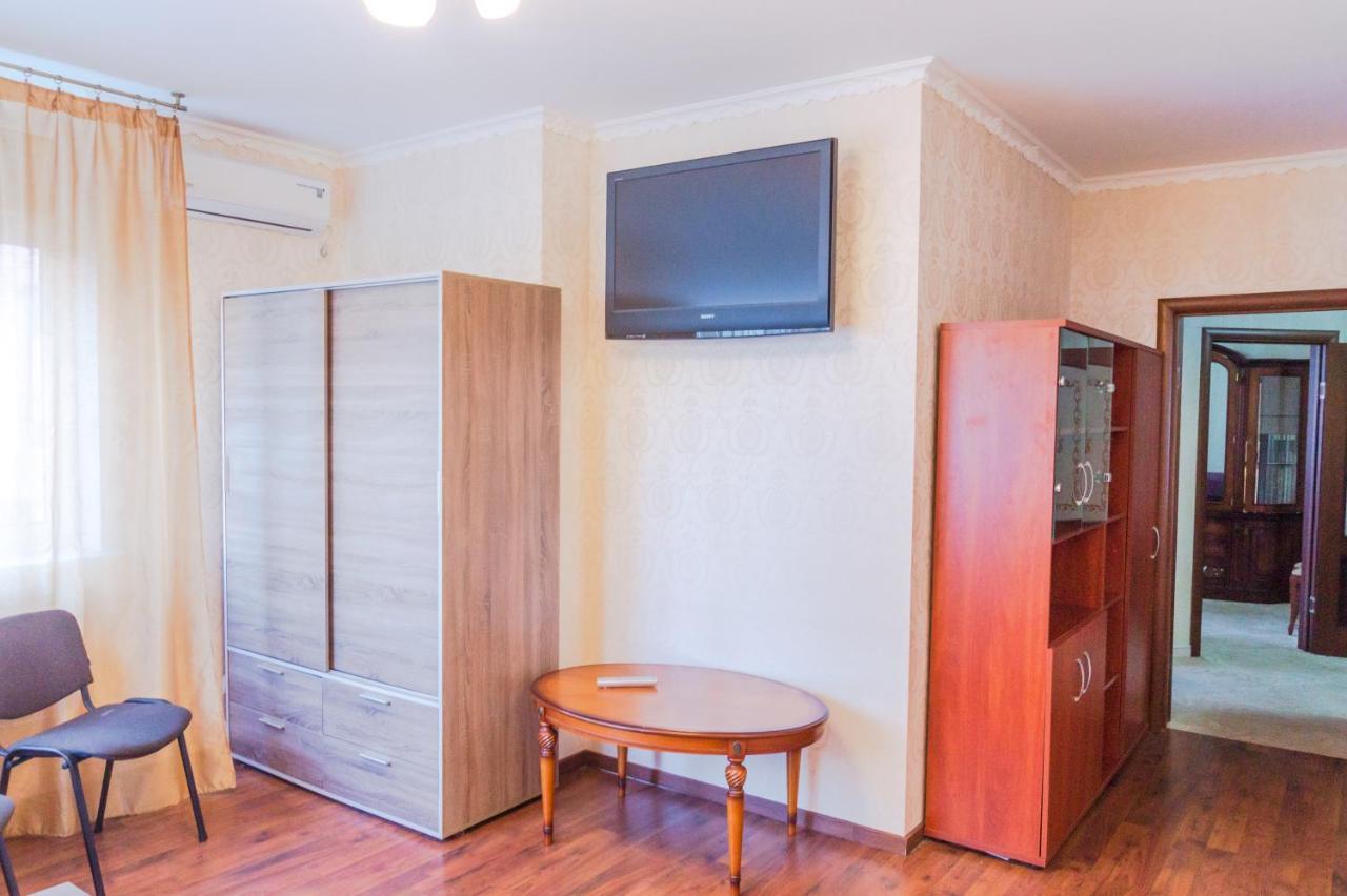 Квартиры По Улице Феодосийская, 1-А Kiev Extérieur photo