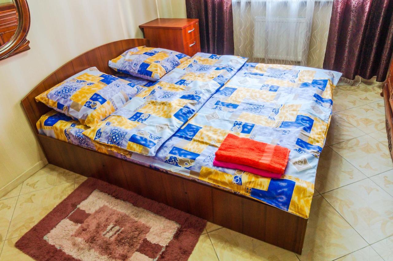 Квартиры По Улице Феодосийская, 1-А Kiev Extérieur photo